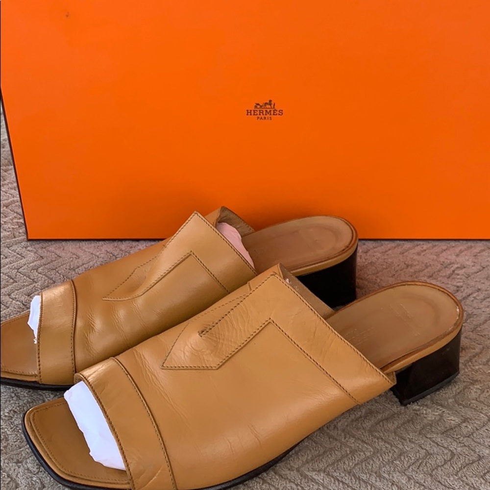 Hermès Leather Sandals